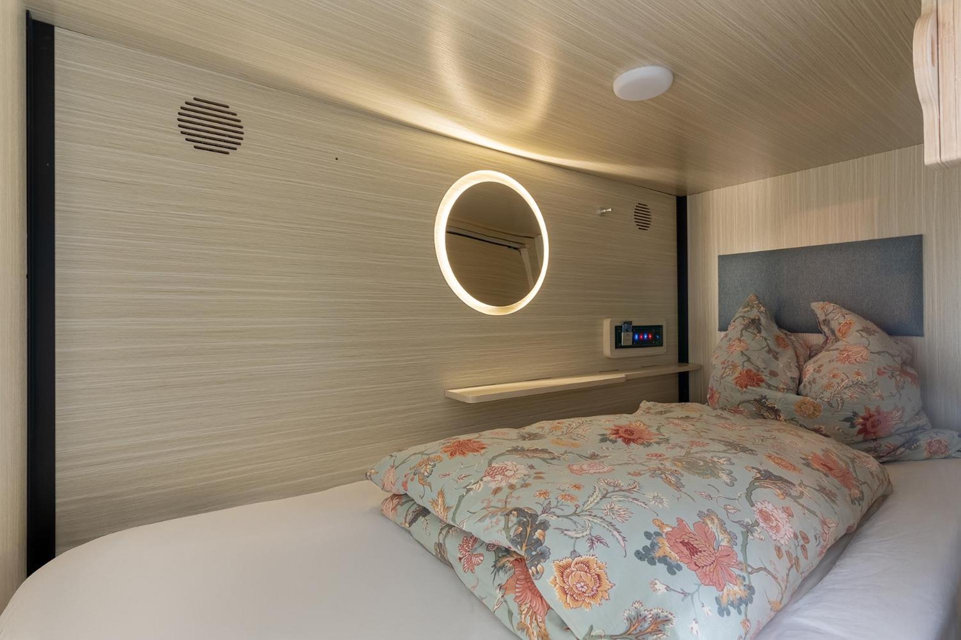 Mue Cubes Hotell Gundelfingen  Eksteriør bilde